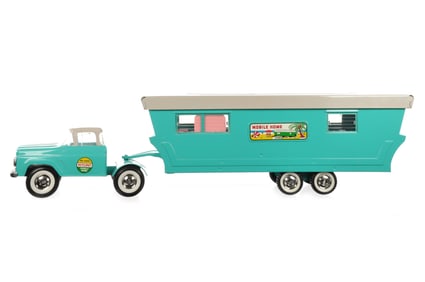 Nylint Pressed Steel No. 6600 Mobile Home RV w/Furniture