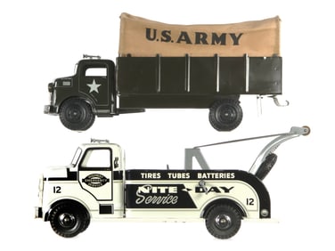 Marx Lumar Hiway Emergency Truck & Army Carrier Truck