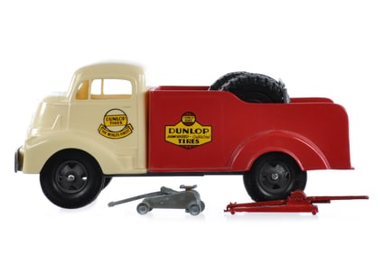 Smith-Miller Smitty Toys Dunlop Tire Repair Truck