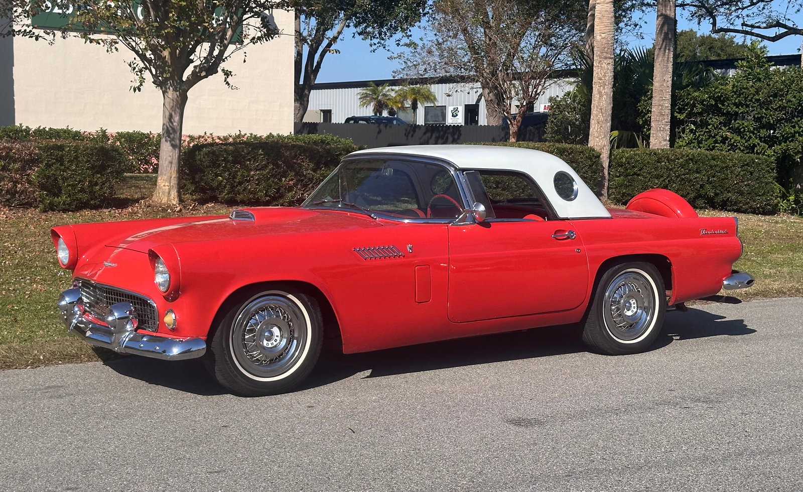 1956 Thunderbird T-Bird Hardtop Vehicle Clean Title (1 of 20)