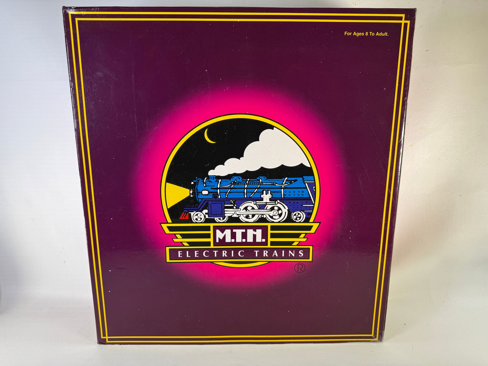 MTH Norfolk & Western Streamlined Passenger Set (Ribbed) (1 of 5)