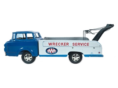 Suzuki & Edwards AAA Wrecker Service Tow TrucK