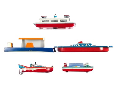 (5) Lot of Toy Ships & Boats