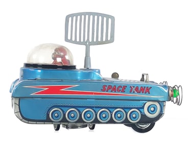 Modern Toys M-18 Space Tank Batt. Op. Japanese Tin