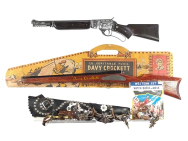 Western Plastic Long Guns w/3 Cowboy Spur Sets Lot