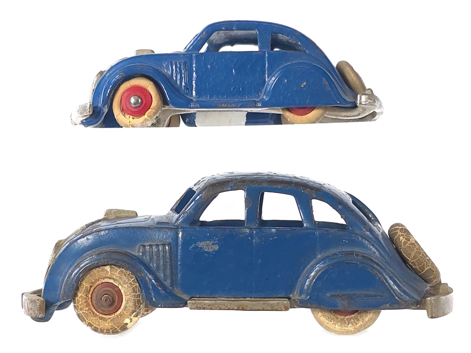 (2) Hubley Airflow Pair of Blue Cast Iron Cars (1 of 6)
