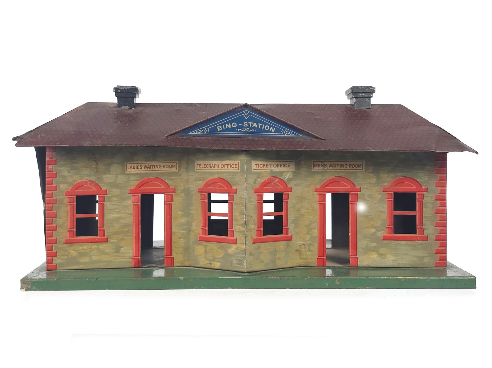 Large Bing Tin Train Station, U.S. - 2