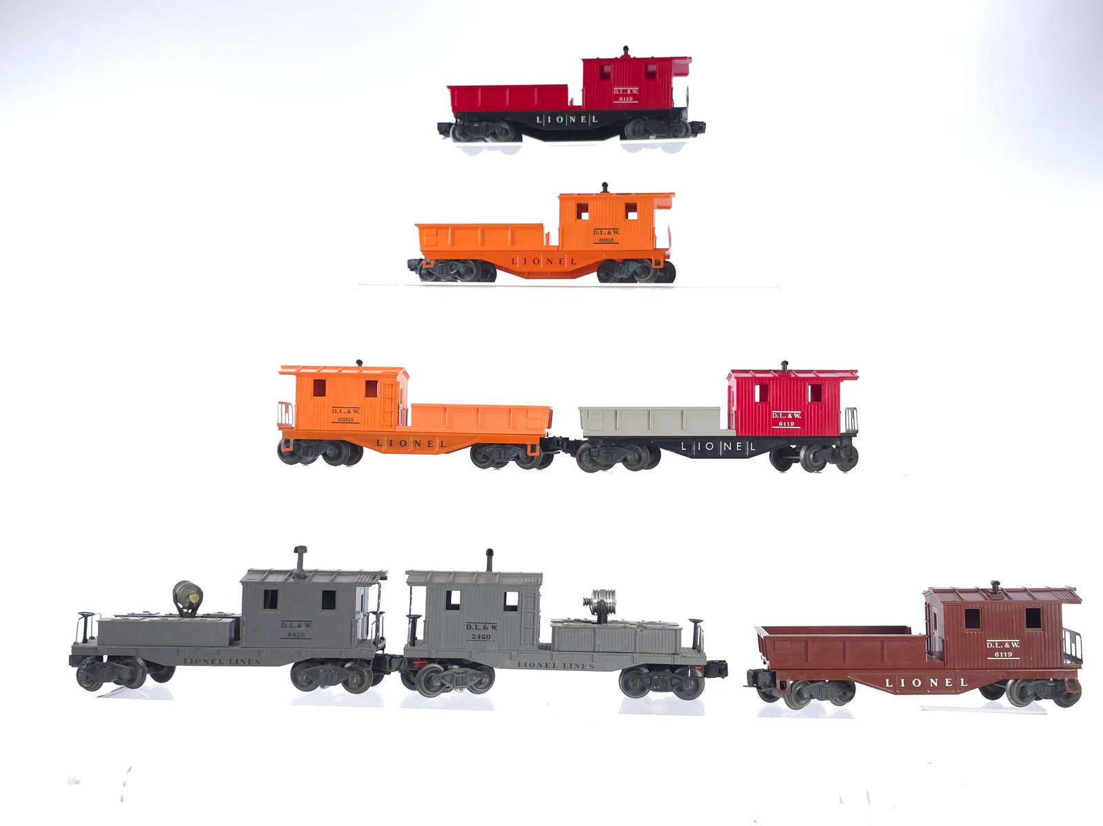 (7) Lionel Caboose Assorted - 2