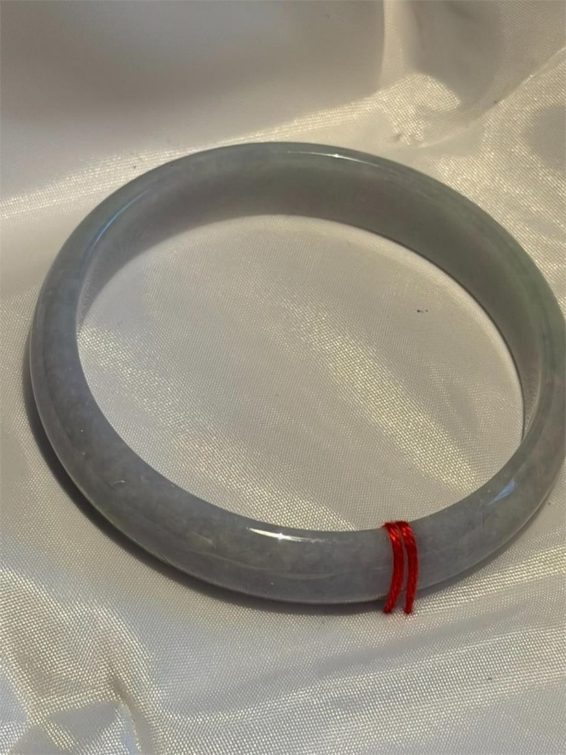 Icy Lavender Jade Bangle Bracelet NIB (1 of 2)