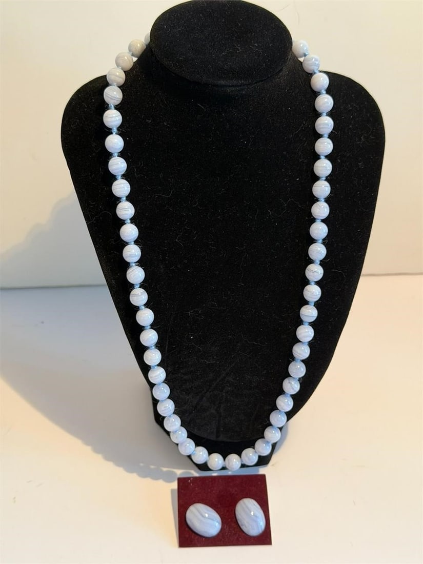 Blue Lace Agate Beaded Necklace 20" Earrings Set: Vintage Blue Lace Agate Beaded Necklace 20" Earrings Set 8mm size beadsExcellent condition