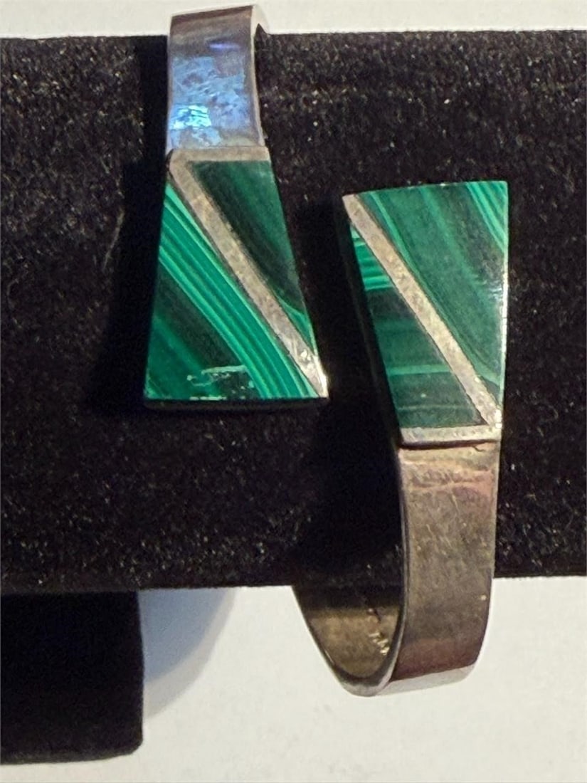 Vintage Taxco Sterling Silver Hinged Cuff Bracelet: Vintage Taxco hinged cuff bracelet is crafted from 925 sterling silver and features inlaid green malachite stones Taxco, Mexico modernist design Stamped Mexico TJ-41 925
