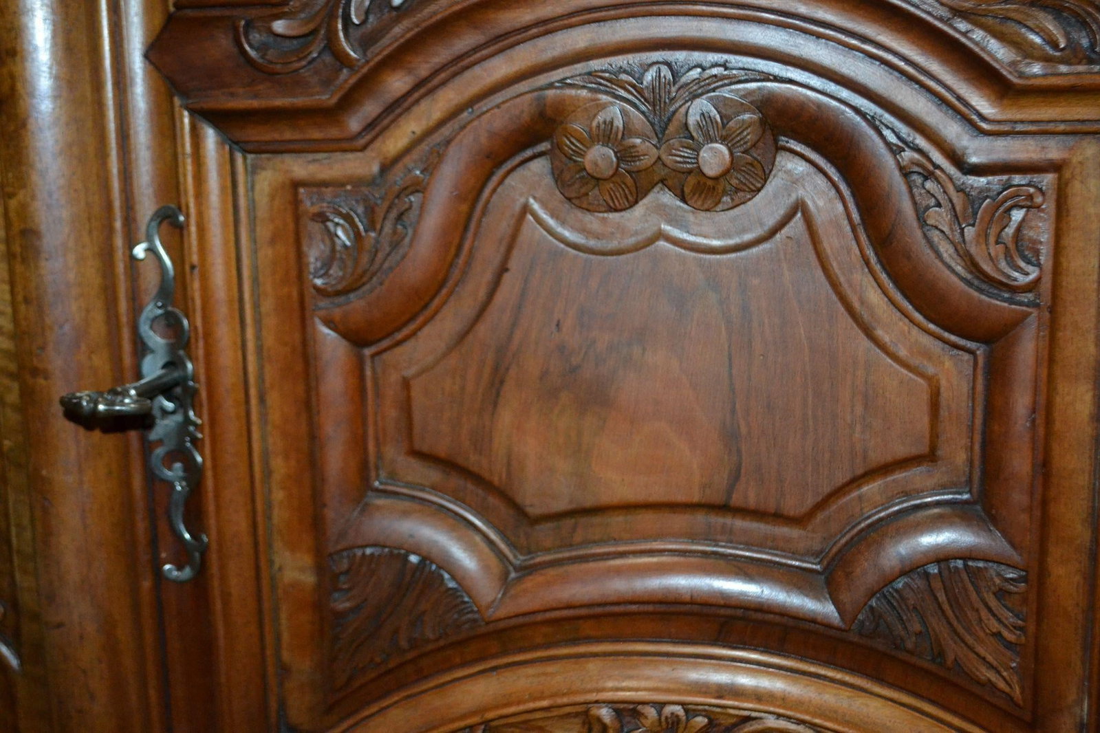 LOUIS XV PROVINCIAL CARVED WALNUT ARMOIRE: LOUIS XV PROVINCIAL CARVED WALNUT ARMOIRE FRENCH MID 18th Century Exquisite Magnificent words can't describe! Free-Standing Closet with Original brushed nickel hardware and Key. The 3 Drawer Linen