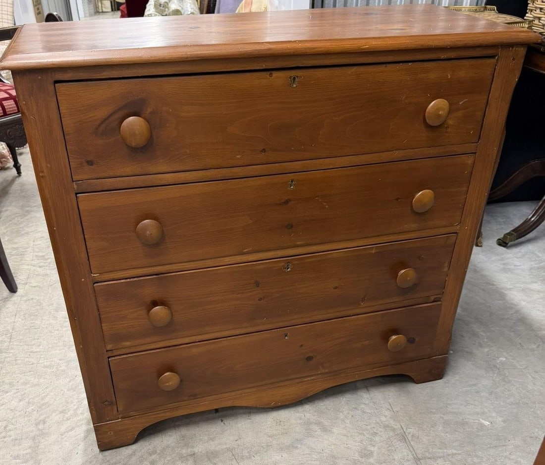 Vintage Pine Chest of Four Drawers Pine Knobs (1 of 2)