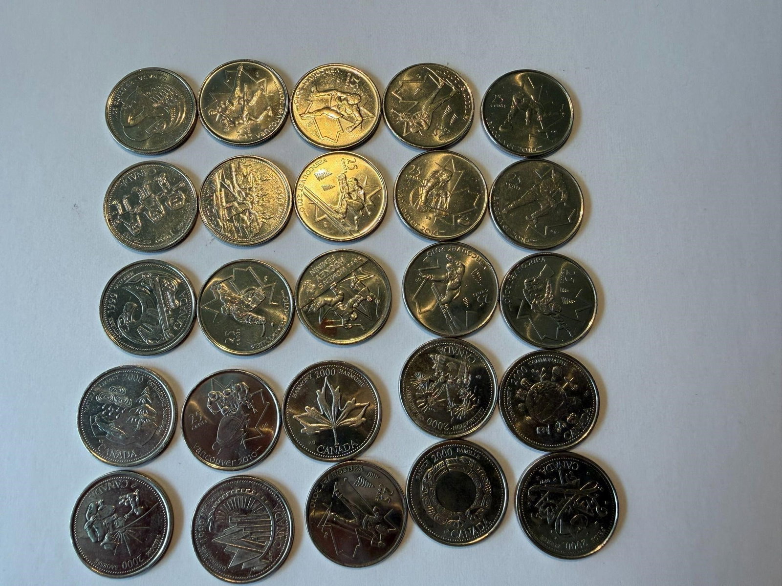 Commemorative Canadian Quarters Bulk Lot of 25 (1 of 1)