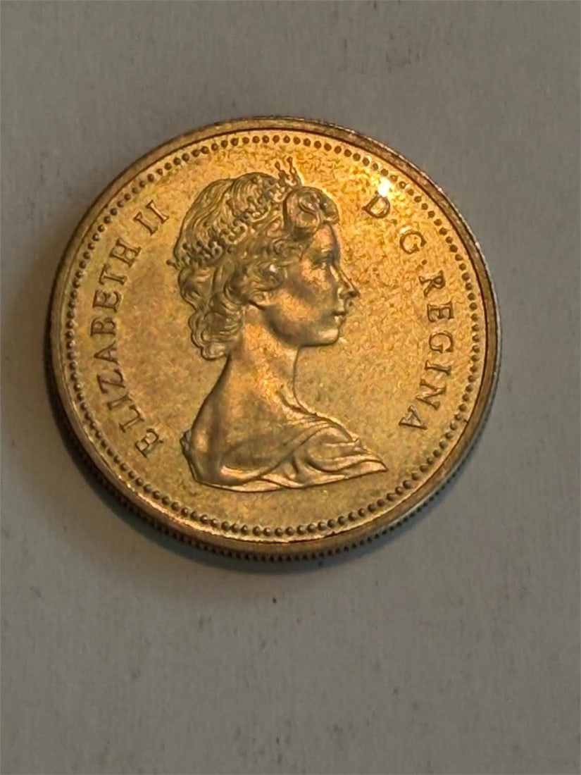 Canada Dollar 100th Anniversary 1871-1971 Coin (1 of 2)