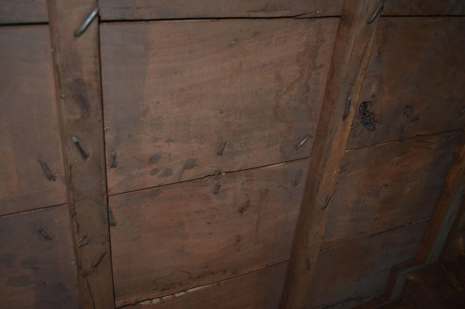 PERUVIAN CARVED DOOR DINING TABLE - 4