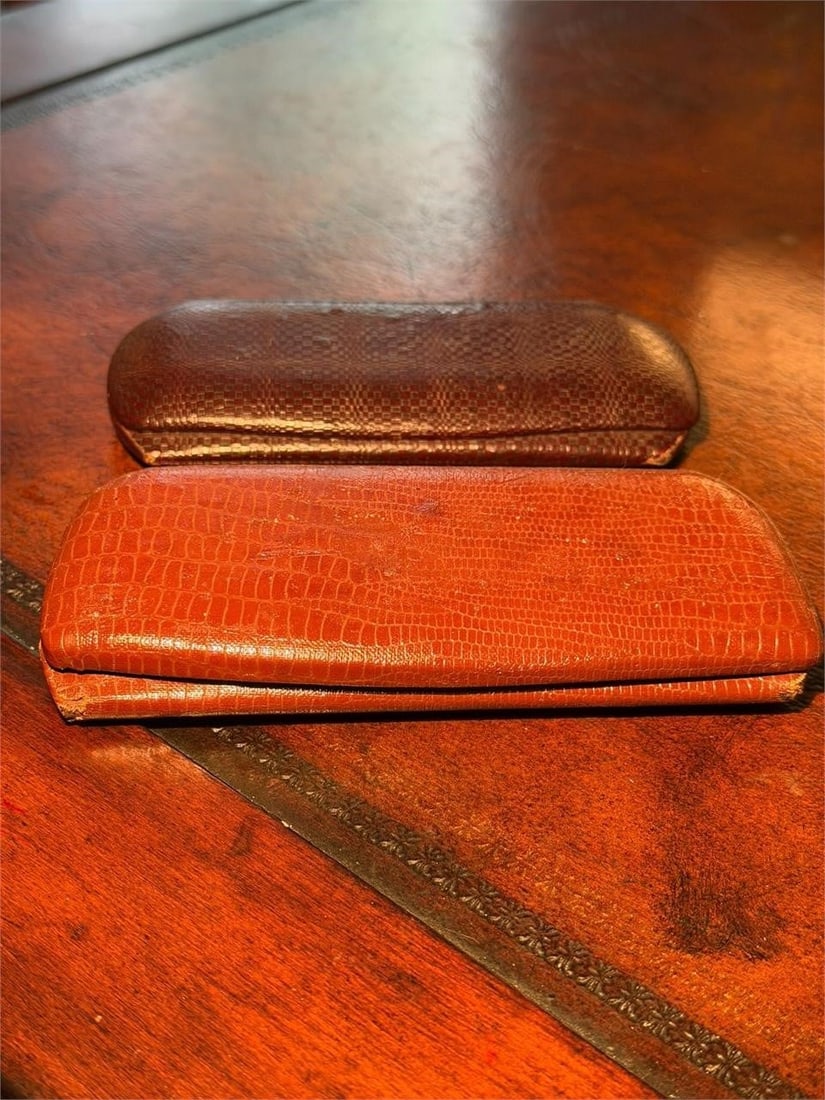 Vintage Two Wire-Rimmed Eyeglasses 1940s and cases (1 of 4)