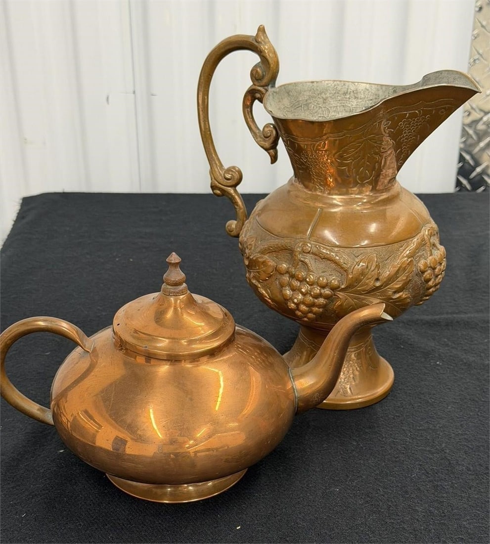 Vintage Copper Pitcher and Copper Teapot (1 of 4)