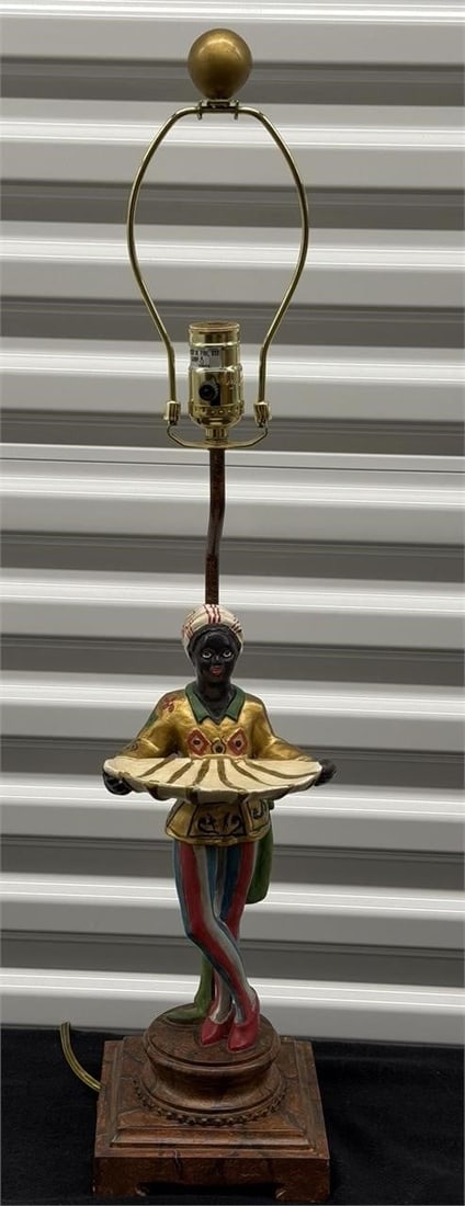 Blackamoor-style Decorative Figure Lamp (1 of 4)