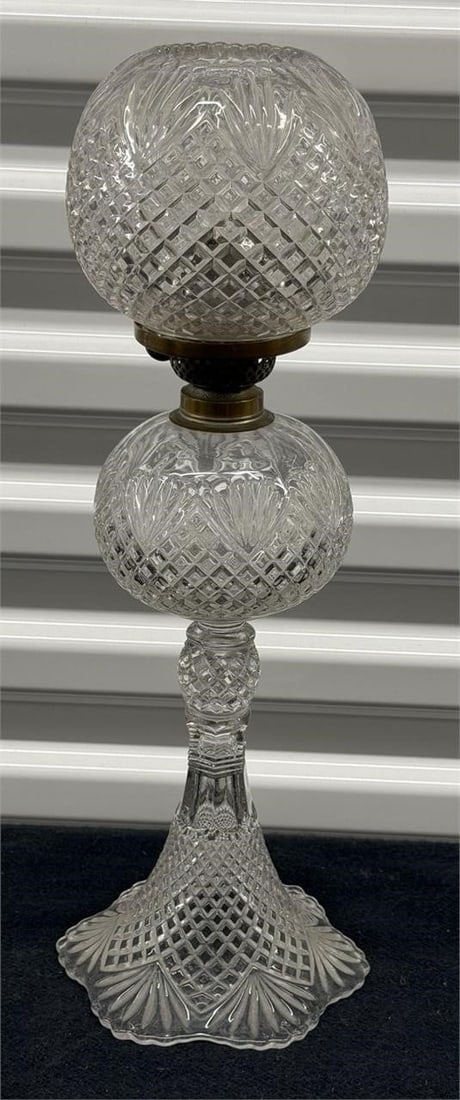 Pineapple Fan Shepherd's Plaid Jr Banquet Oil Lamp (1 of 3)
