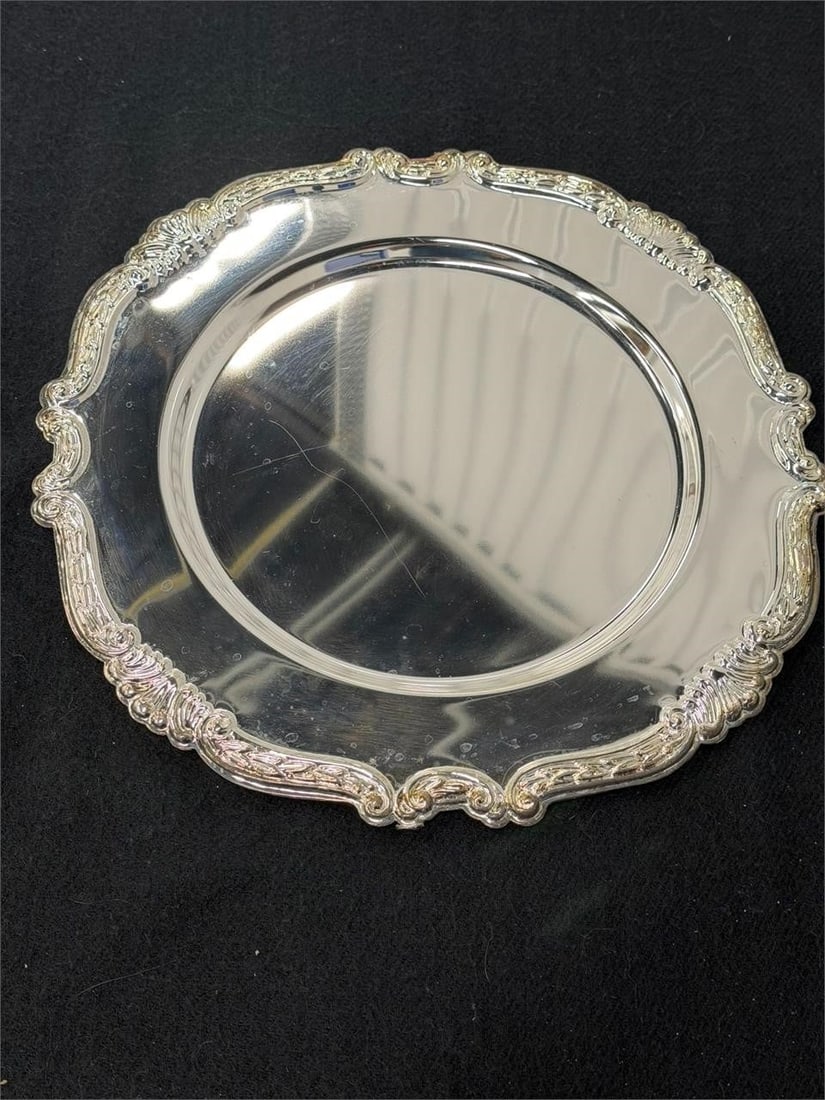 Decorative Serving Hors devourer Trays Thin: Decorative Serving Hors devourer Trays or Chargers12.5" Diameter Thin Set of 14