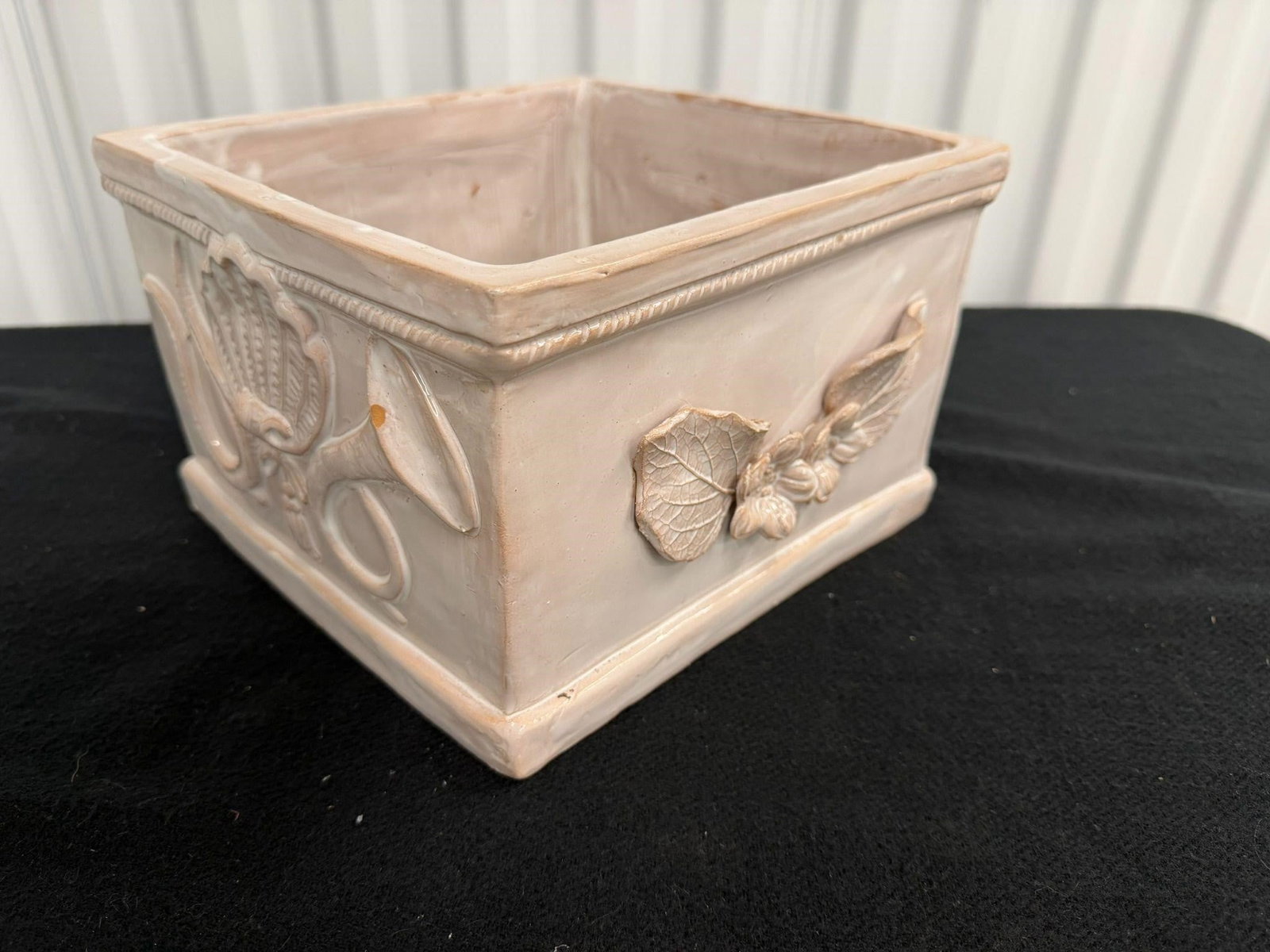 Set of 2 Square Planter Terracotta Whitewash Glaze (1 of 1)