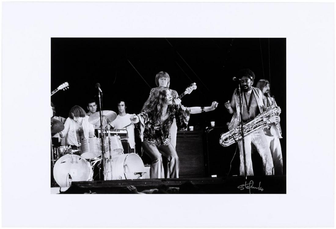 FRANK STEFANKO SIGNED JANIS JOPLIN WITH BIG BROTHER &: FRANK STEFANKO SIGNED JANIS JOPLIN WITH BIG BROTHER & THE HOLDING COMPANY PRINT. For Stefanko biography, see previous item. Offered here is high quality 13x19" glossy photo print taken by Stefanko in