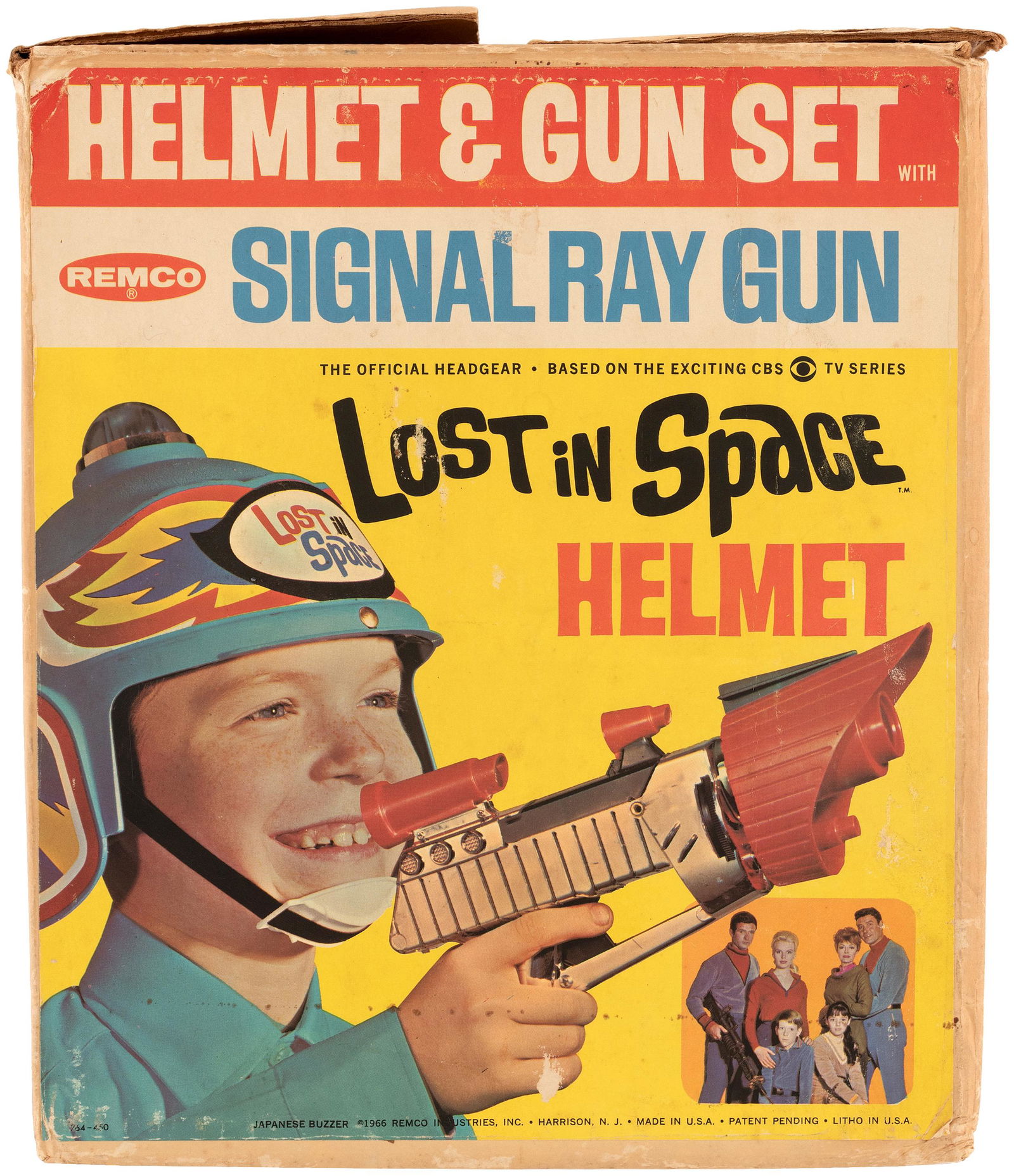 REMCO BOXED "LOST IN SPACE HELMET & GUN SET.": Original cardboard box w/photo illustrated label contains 9" tall plastic helmet based on the classic Sci-Fi TV show which aired on CBS 1965-1968. Remco, 1966. Box is evenly aged and shows moderate we