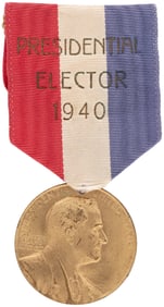 ROOSEVELT 1940 "PRESIDENTIAL ELECTOR" RIBBON BADGE.