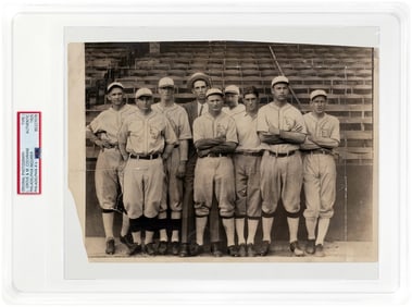 1925 PHILADELPHIA ATHLETICS TEAM ORIGINAL PHOTOGRAPH WITH HOF ROOKIES LEFTY GROVE AND MICKEY