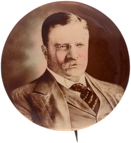 ROOSEVELT 1912 HAND TINTED REAL PHOTO PORTRAIT BUTTON.