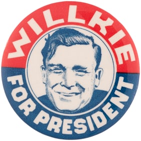 WILLKIE FOR PRESIDENT SMILING SKETCH PORTRAIT BUTTON.