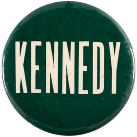 KENNEDY GREEN BACKGROUND 1952 SENATE CAMPAIGN BUTTON.