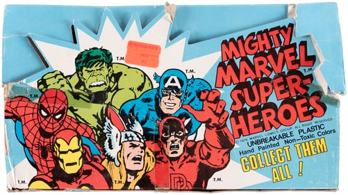 MIGHTY MARVEL SUPER-HEROES VERY RARE FLEETWOOD FIGURES STORE DISPLAY BOX.