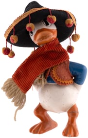 LONG-BILLED DONALD DUCK IN MEXICAN ATTIRE RARE 1930s KNICKERBOCKER COMPOSITION DOLL.