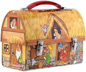 WALT DISNEY SNOW WHITE 1970 SPANISH DOME METAL LUNCHBOX.
