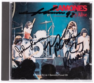 THE RAMONES - IT'S ALIVE BAND-SIGNED LIVE ALBUM CD.
