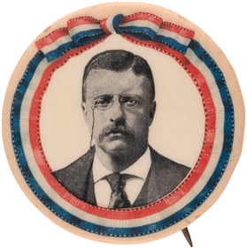 ROOSEVELT RIBBON MOTIF 1904 PORTRAIT BUTTON.