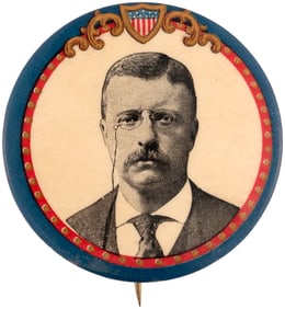 ROOSEVELT 1.75" AMERICAN SHIELD & FILIGREE PORTAIT BUTTON.