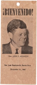 KENNEDY "BIENVENIDO!" SAN JUAN, PUERTO RICO 1961 CARD STOCK PORTRAIT RIBBON.