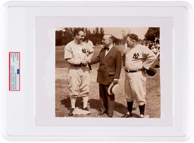 C. 1938 NEW YORK YANKEES TRIO NEWS SERVICE PHOTO WITH HOF?ERS LOU GEHRIG/JACOB RUPPERT/JOE MCCARTHY