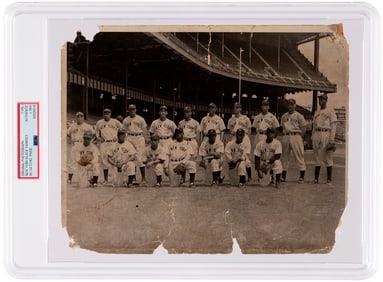 C. 1941 NEW YORK BLACK YANKEES NEGRO AMERICAN LEAGUE BASEBALL CLUB PHOTO WITH SATCHEL PAIGE (HOF)