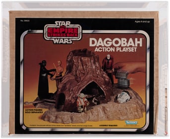 STAR WARS: THE EMPIRE STRIKES BACK (1980) - DAGOBAH ACTION PLAYSET AFA 80 NM (BLACK & WHITE SIDE LOG