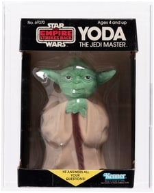 STAR WARS: THE EMPIRE STRIKES BACK (1981) - YODA THE JEDI MASTER FORTUNE TELLER AFA 80 NM.