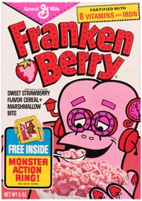 GENERAL MILLS "FRANKEN BERRY" 1972 CEREAL BOX & COUNT CHOCULA "MONSTER ACTION RING" SET.