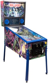 ALICE COOPER'S NIGHTMARE CASTLE 2018 SPOOKY PINBALL PINBALL MACHINE.