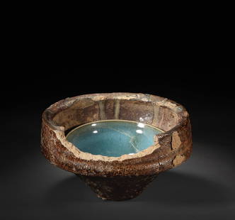 Before the Ming Dynasty, Jun kiln lamps: Before the Ming Dynasty, Jun kiln lamps were H14cm and W23.5cm in size