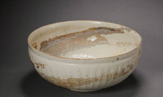 Ming Dynasty before the kiln flower bowl: Ming Dynasty before the kiln flower bowlH13cm W31cm