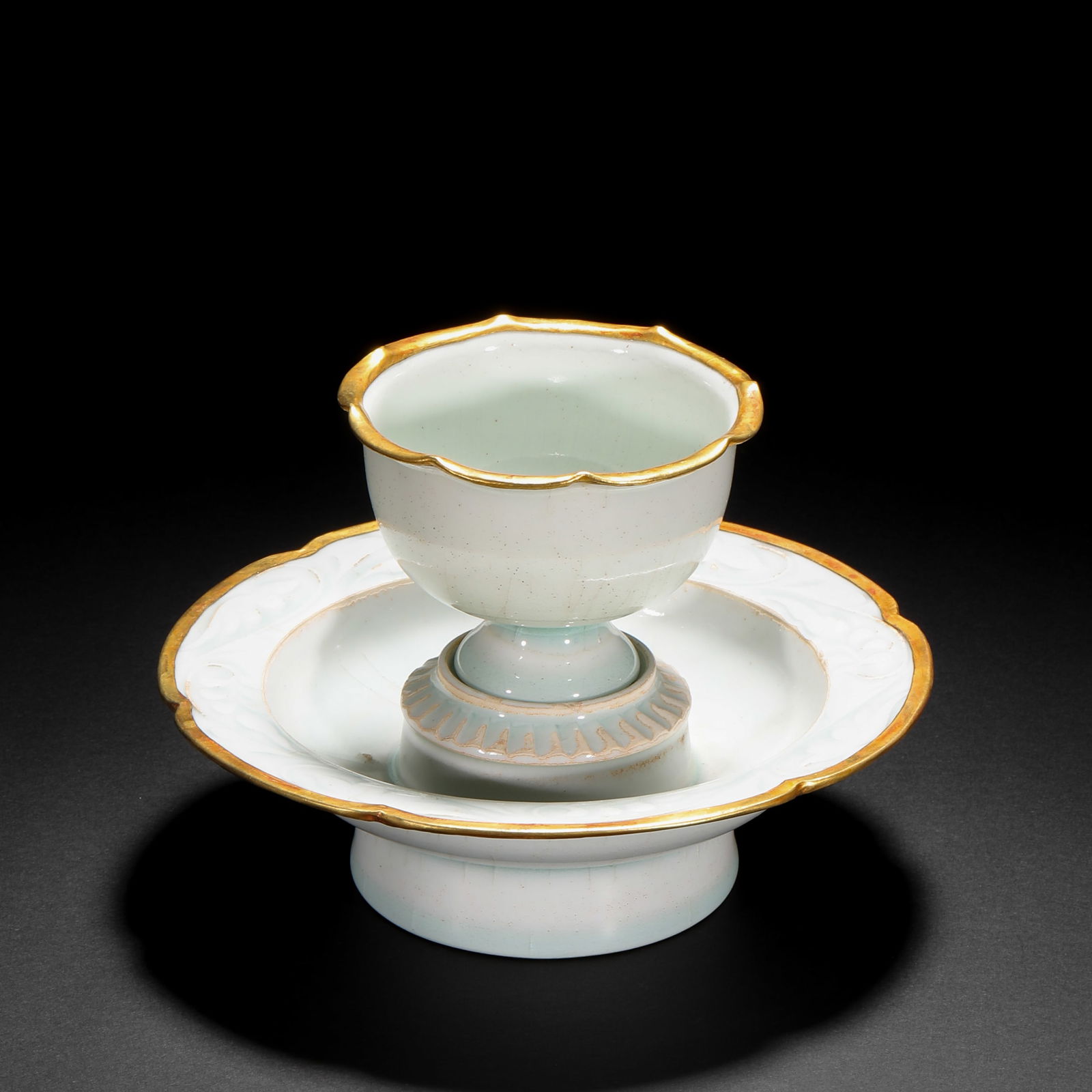Hutian kiln tea cups before the Ming Dynasty: Hutian kiln tea cups before the Ming DynastyH11cm W15cm