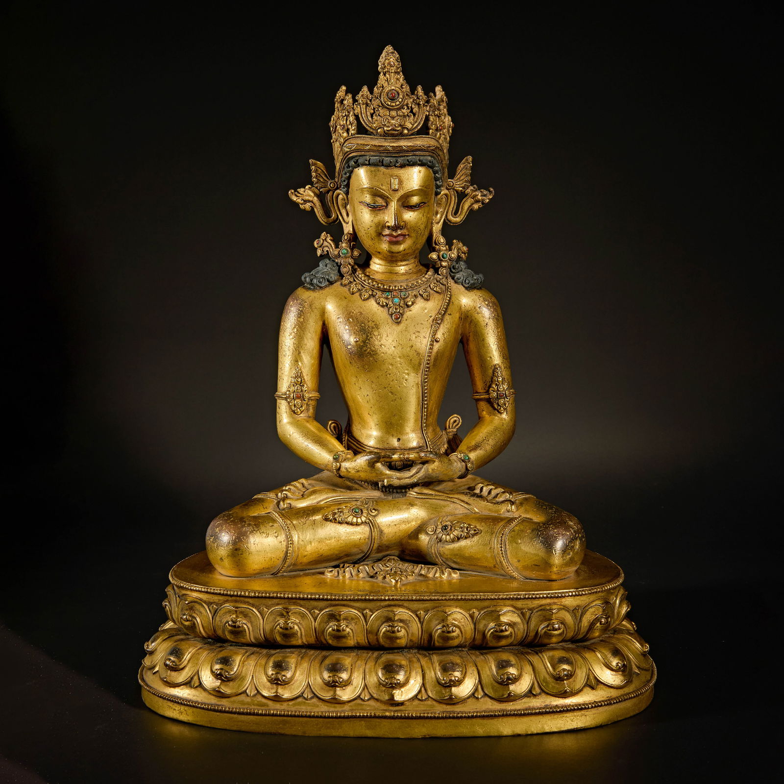 Gilt Bronze Shakyamuni Buddha from the Qing Dynasty (1 of 15)
